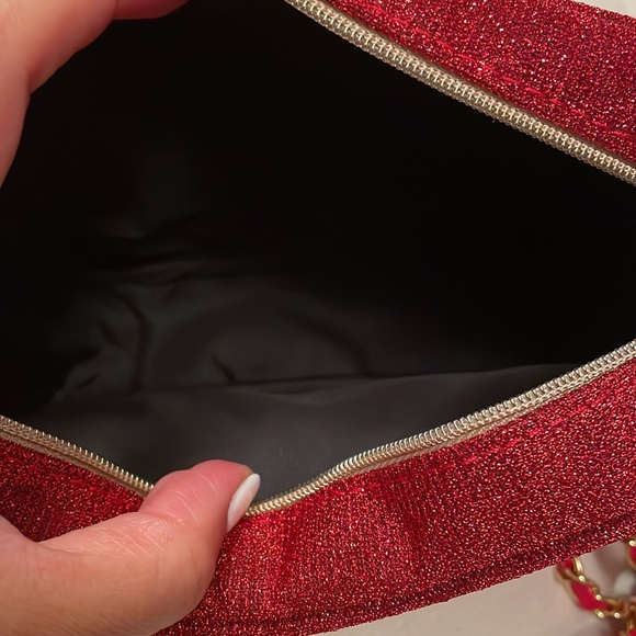 Authentic Chanel bag - Picture 5 of 9